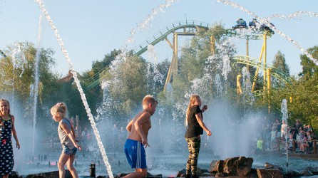 Toverland header waterpret