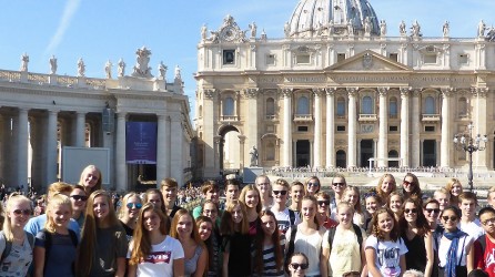 2025 09 authentic italia veiligste land tieners